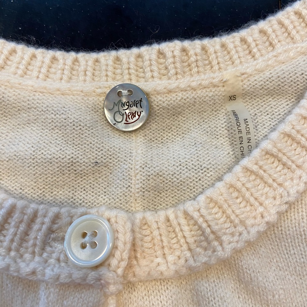 Sweater - Picture 2 of 3